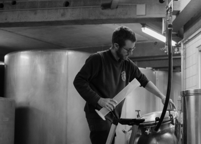Visite guidée dans les ateliers de la distillerie Nusbaumer